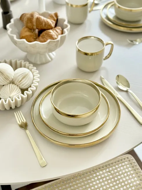 Kubek ceramiczny Cindy 83 (beżowy ze złotym paskiem)